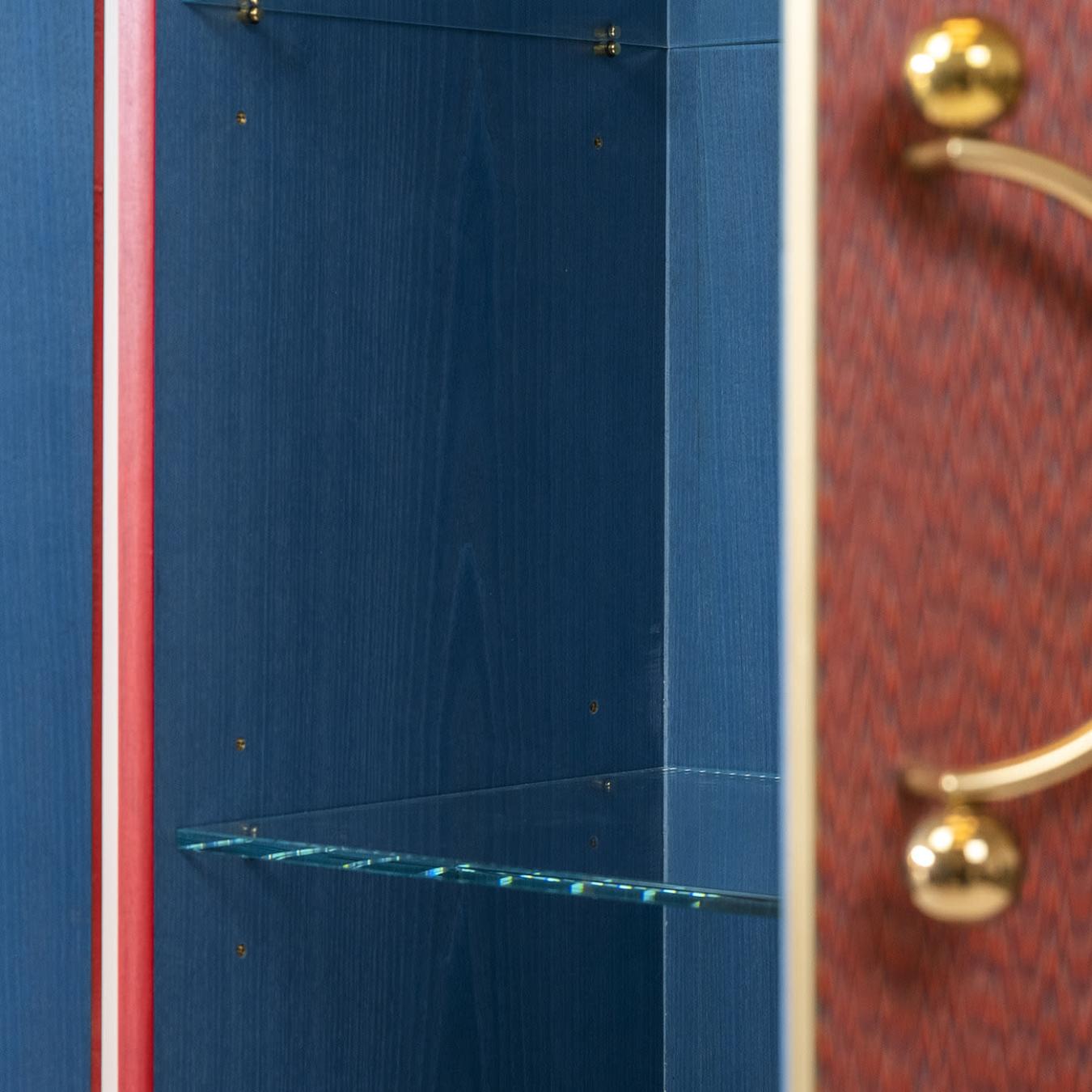 Высокий шкаф из массива дерева