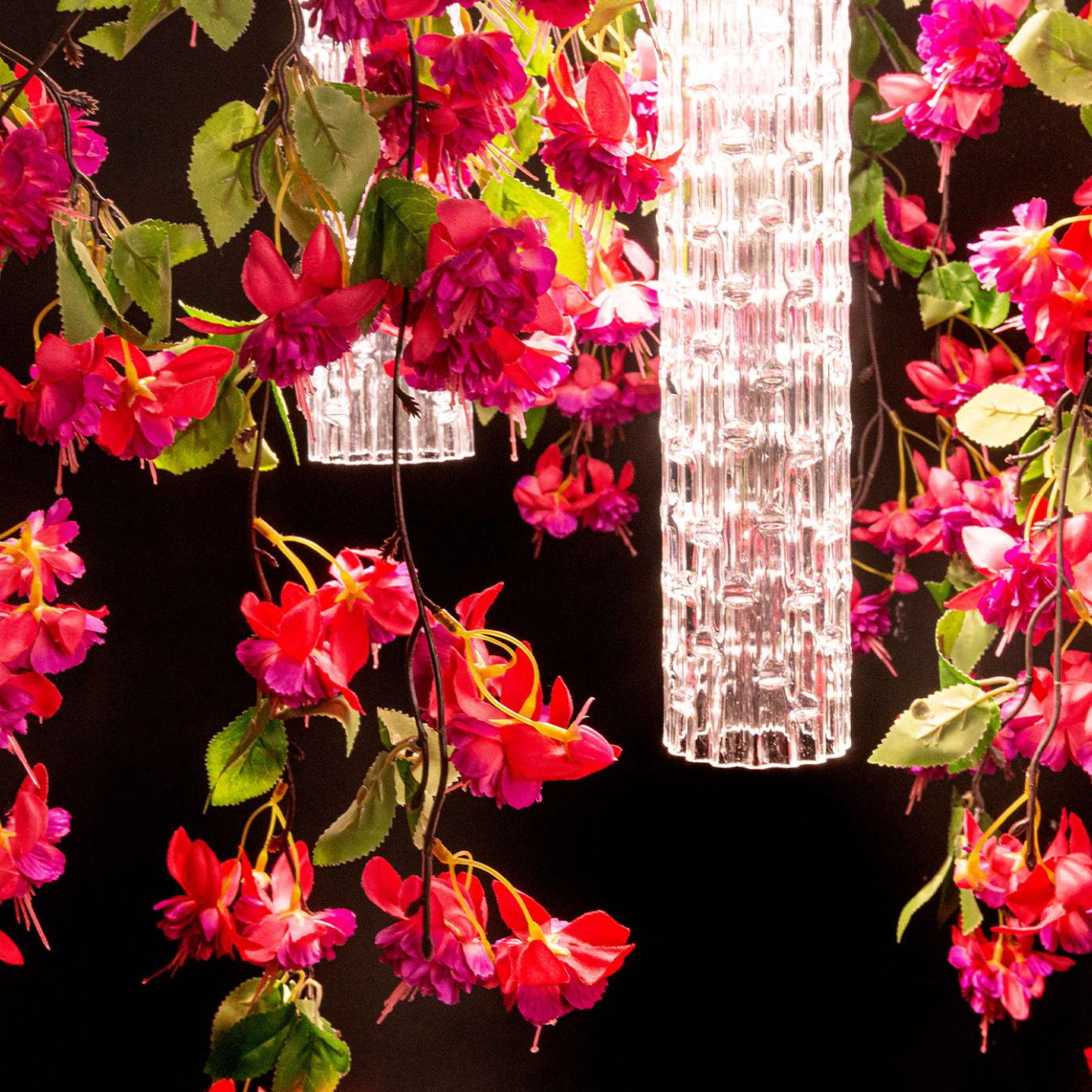 Маленькая люстра Pink Cascade