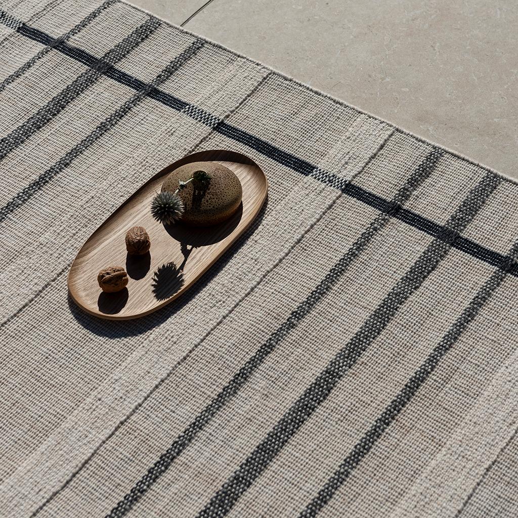 Кілем сыртқы Zona Charcoal Line | Өлшемі: 200 x 280 см