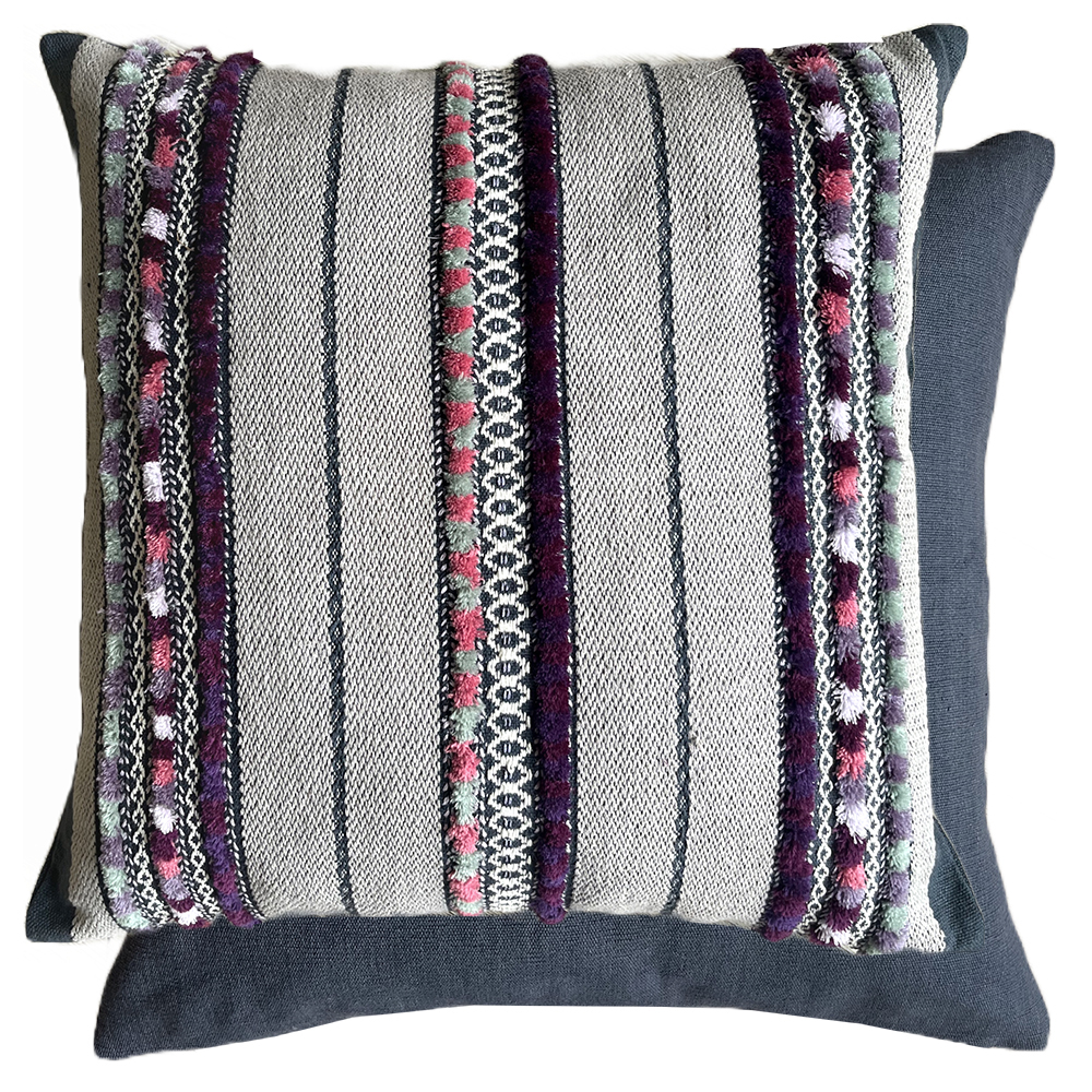 Подушка Mangala Aubergine 50 × 50