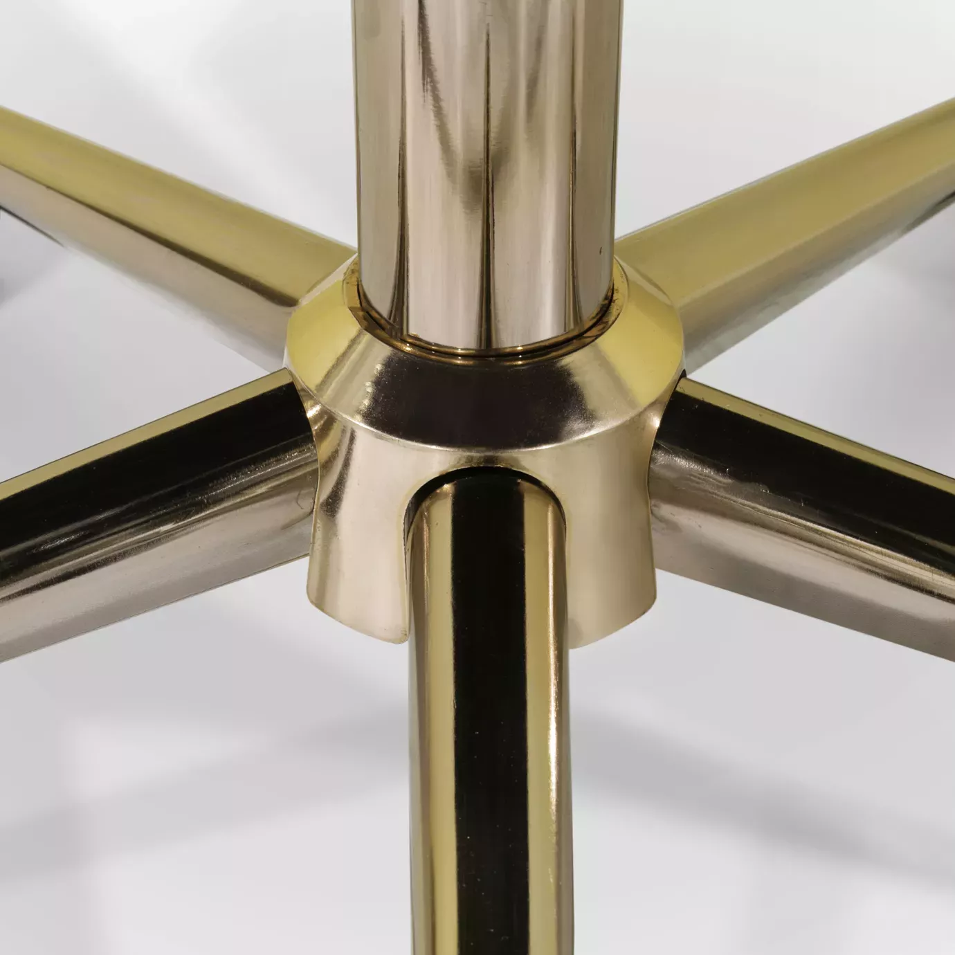 Офисное кресло Hemma