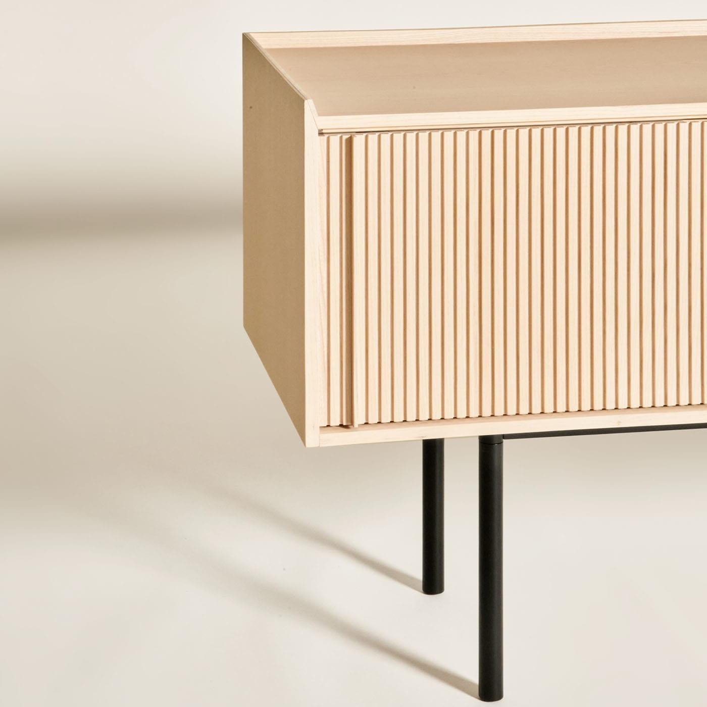 Высокий буфет на 2 двери натуральный Sipario