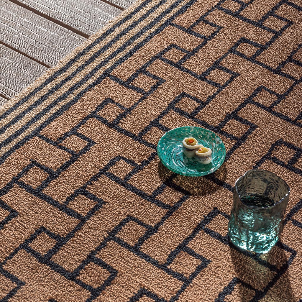 Ковер уличный Monogram Brown | Размер: 160 x 230 см