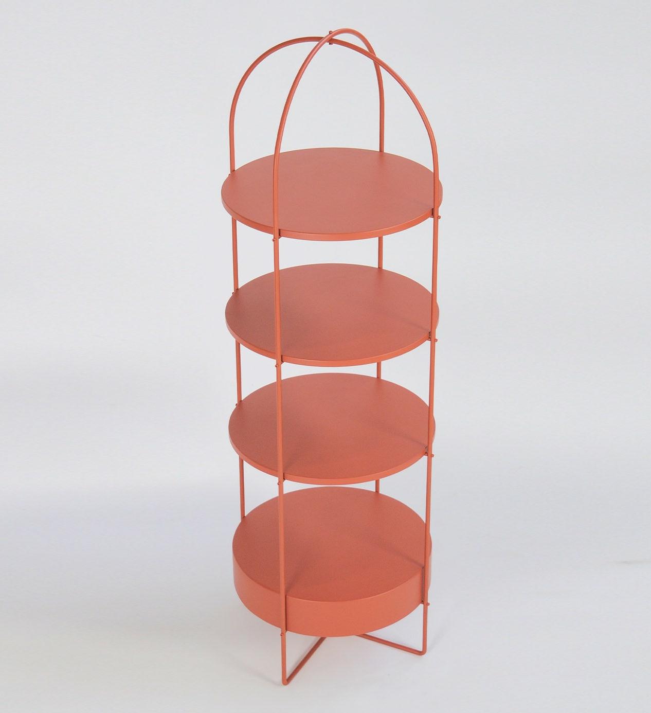 Красный глянцевый книжный шкаф