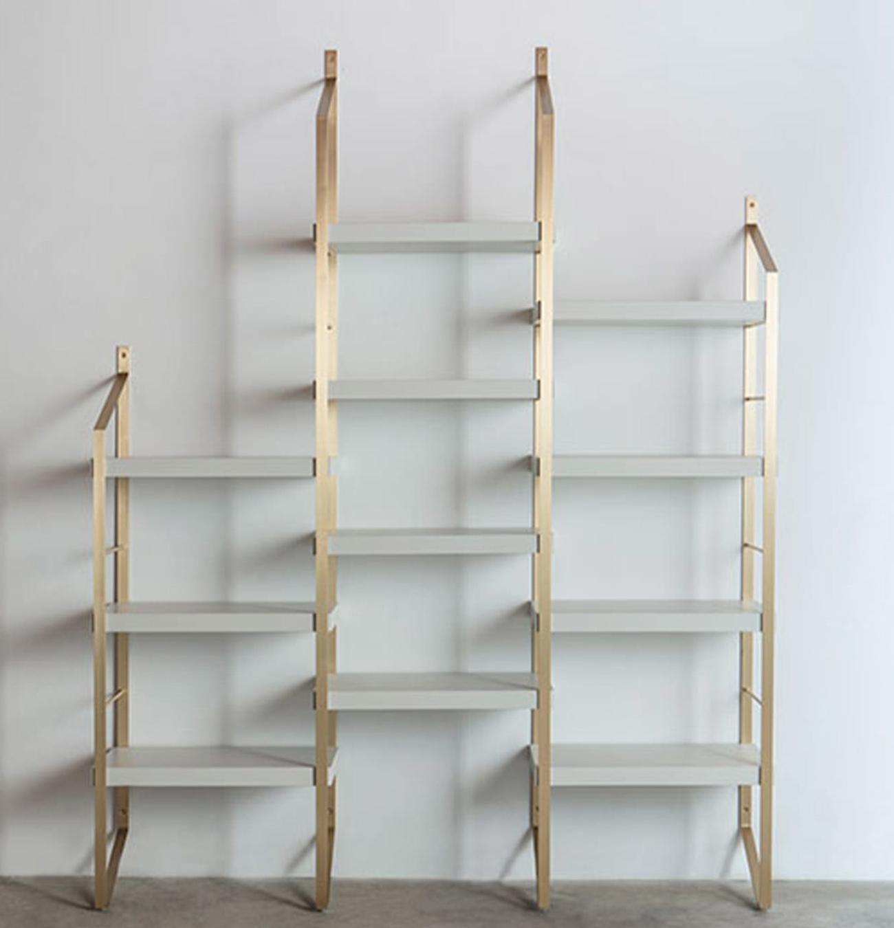 Многоярусный дизайнерский книжный шкаф