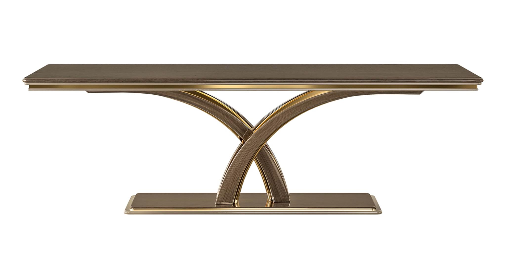 Обеденный стол ручной работы