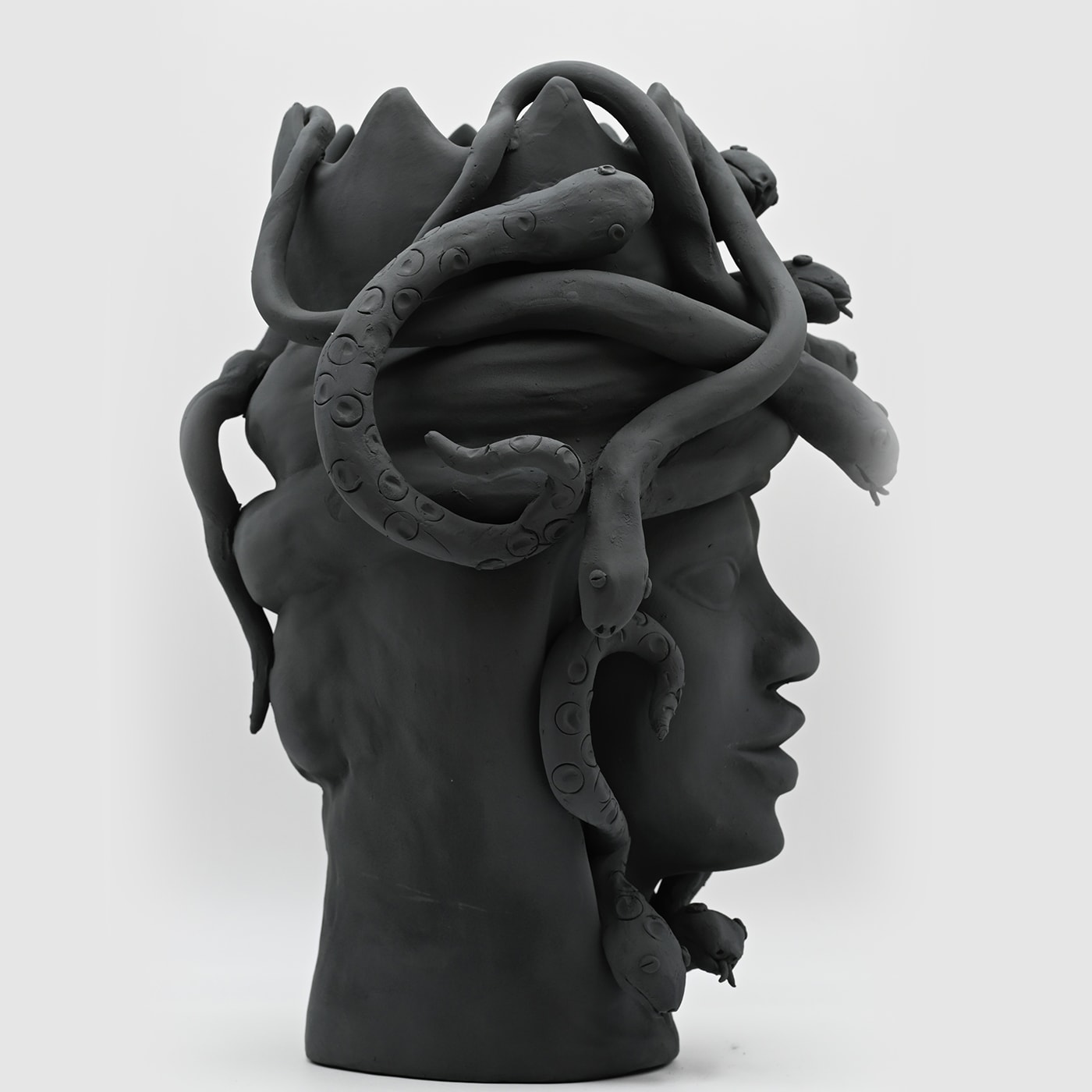 Мүсін қолмен жасалған Moor's Head