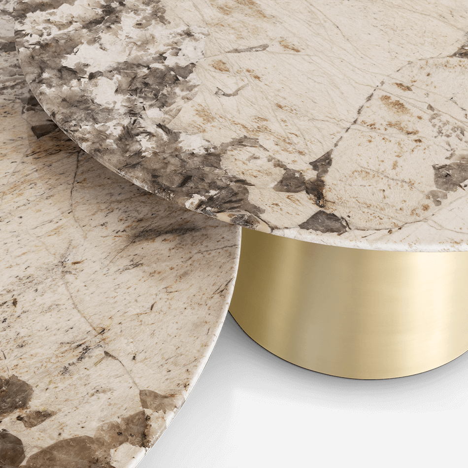 Высокий журнальный стол Kieran