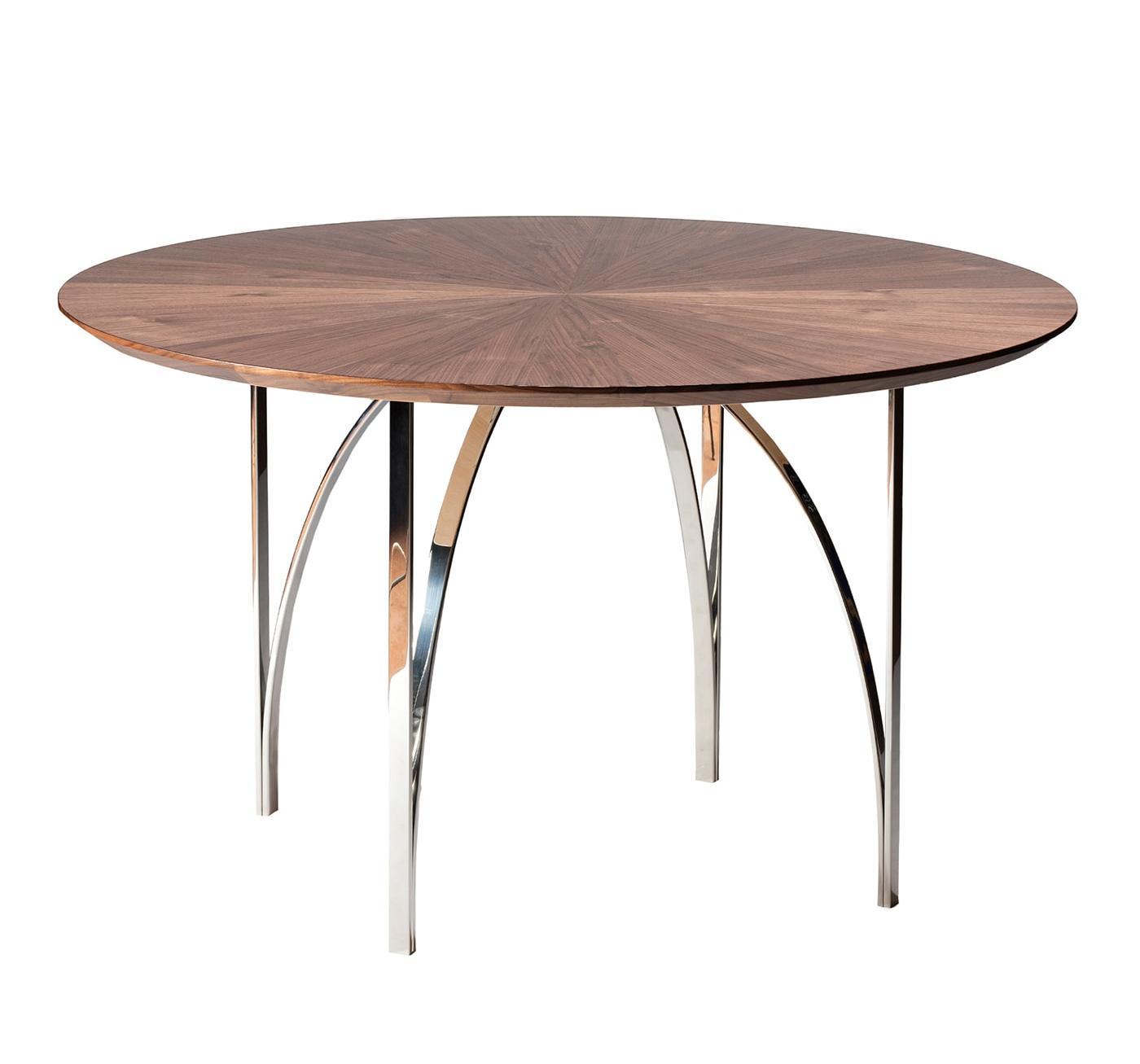 Круглый обеденный стол из ореха канелетто