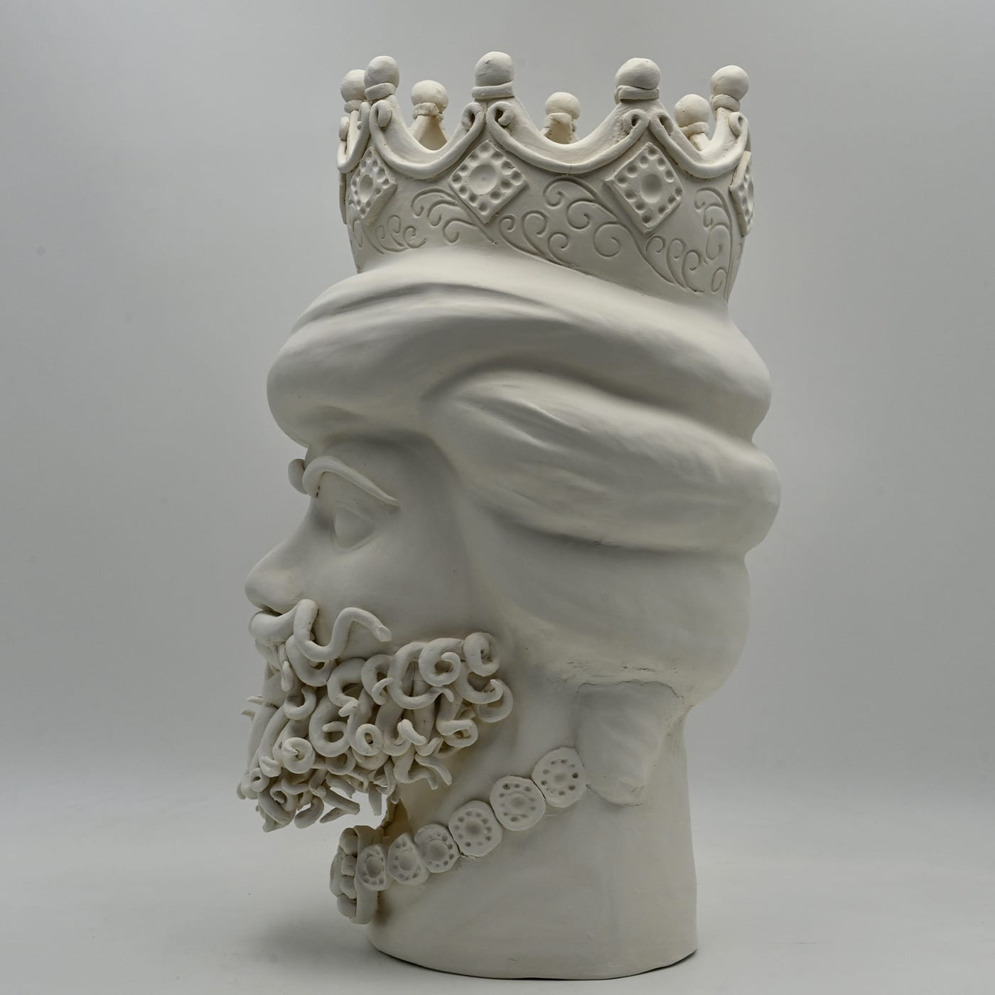 Мүсін сұр түсті Moor's Head