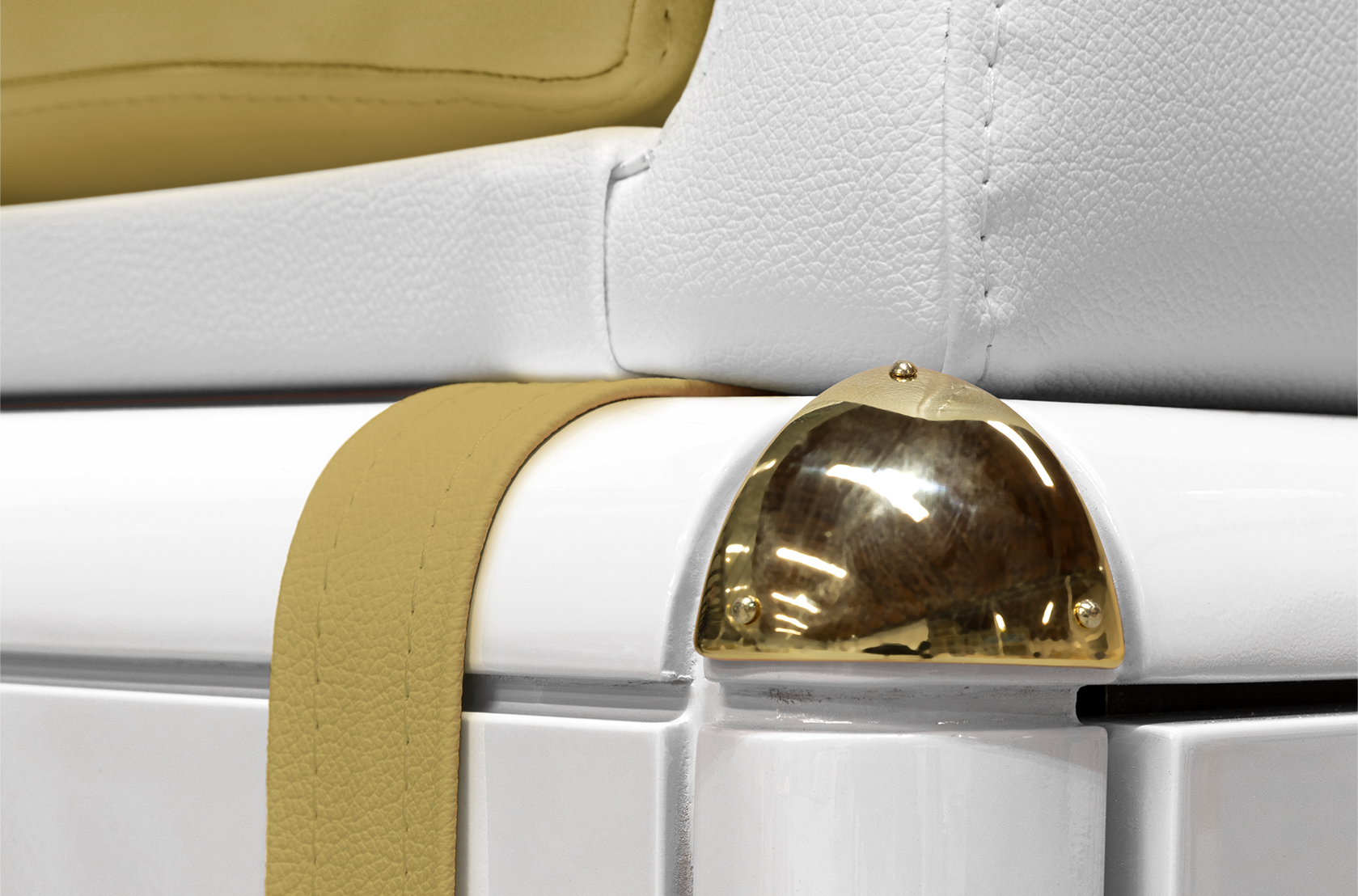 Комод-пеленатор Enchanted Changer