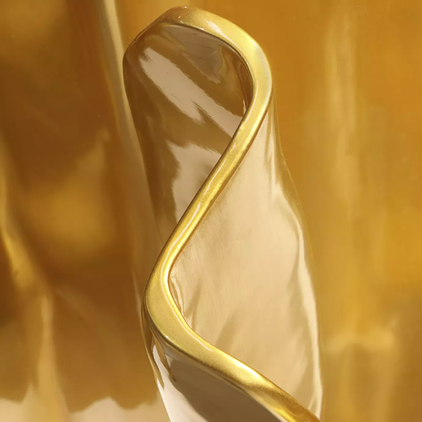 Обеденный стол Obscura