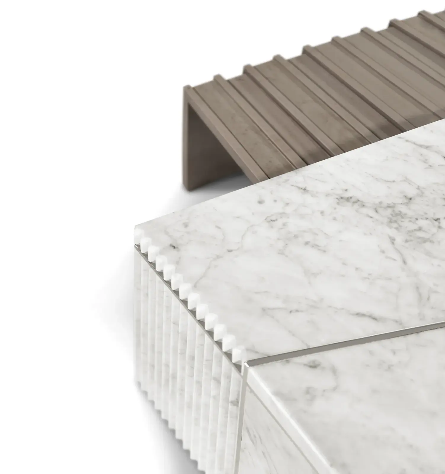 Центральный столик из дерева Monarch