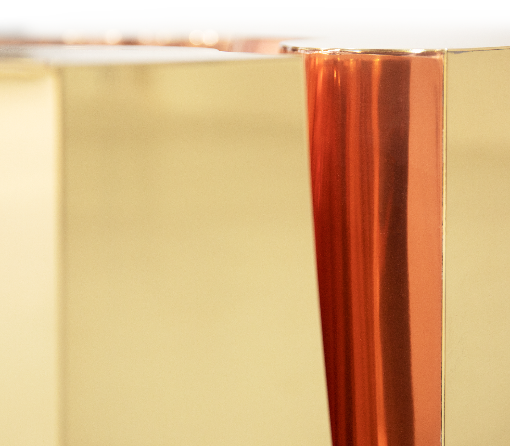 Журнальный стол Fissure Gold Copper