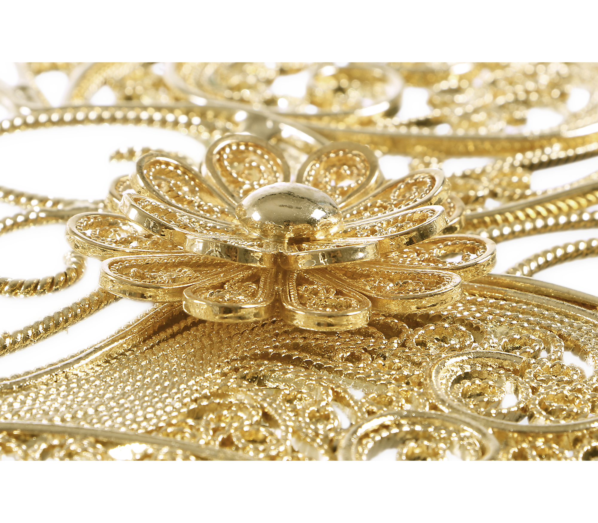 Зеркало с узорной отделкой Filigree