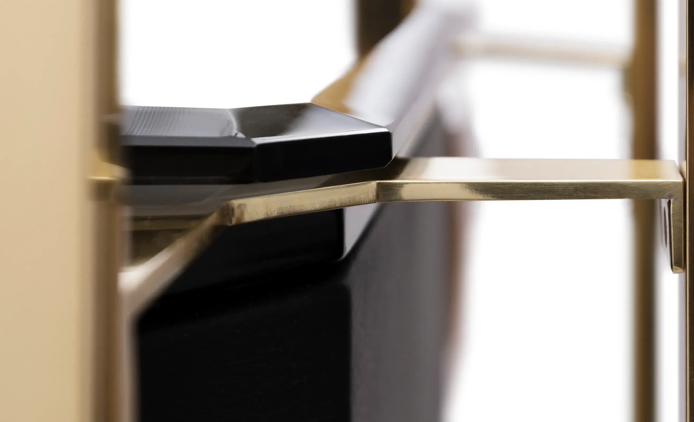 Книжный шкаф Cadence