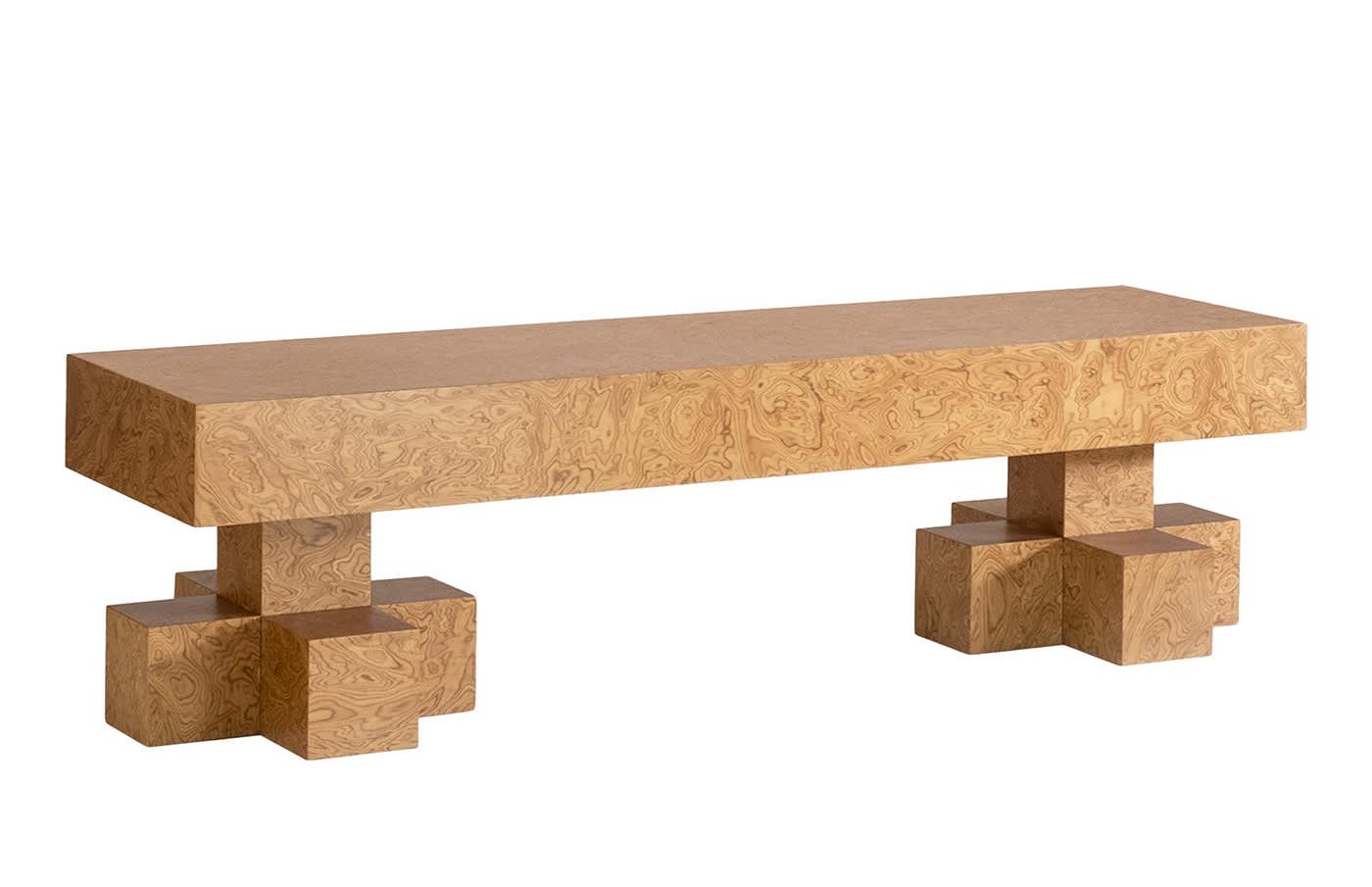 Минималистичная банкетка из итальянского дерева