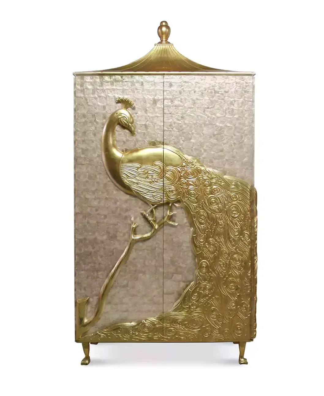 Шкаф с перламутровой отделкой Camilia