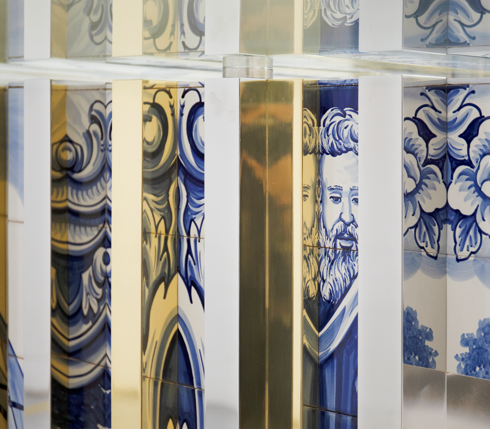 Обеденный стол Legacy Luxe