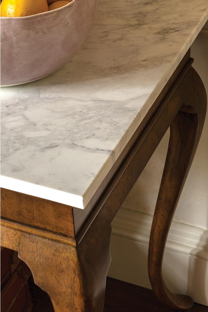 Консоль Marquette Grey Fruitwood