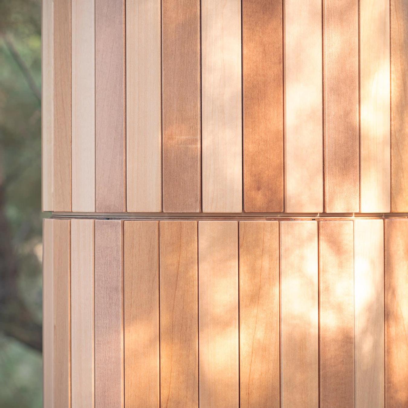 Шкаф из натуральной липы