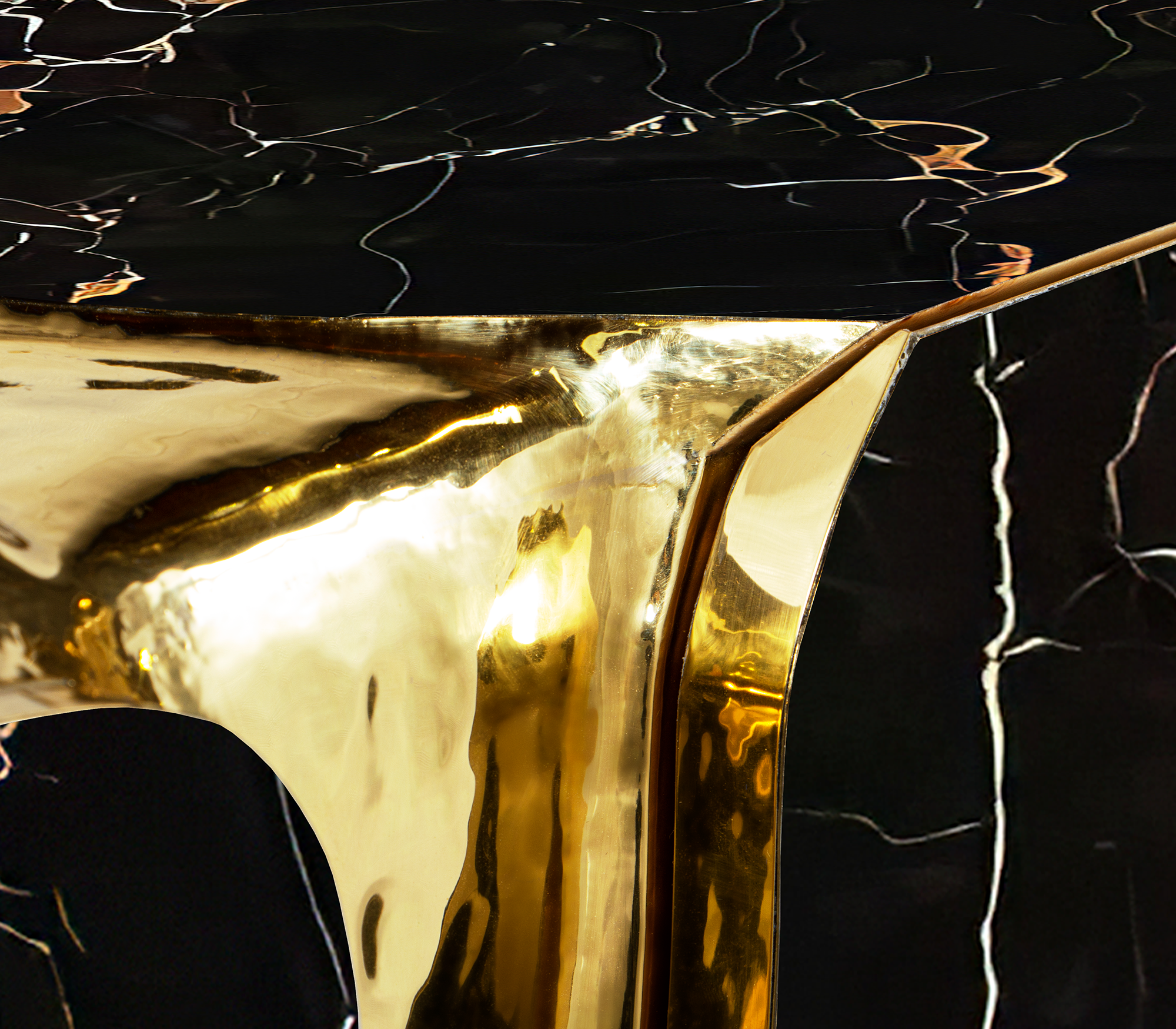Буфет Black & Gold Opulent