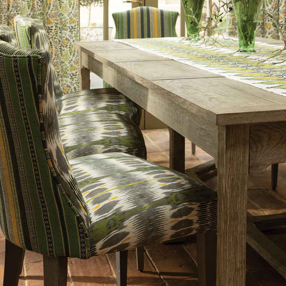 Обеденный стол Hawford Greyed Oak