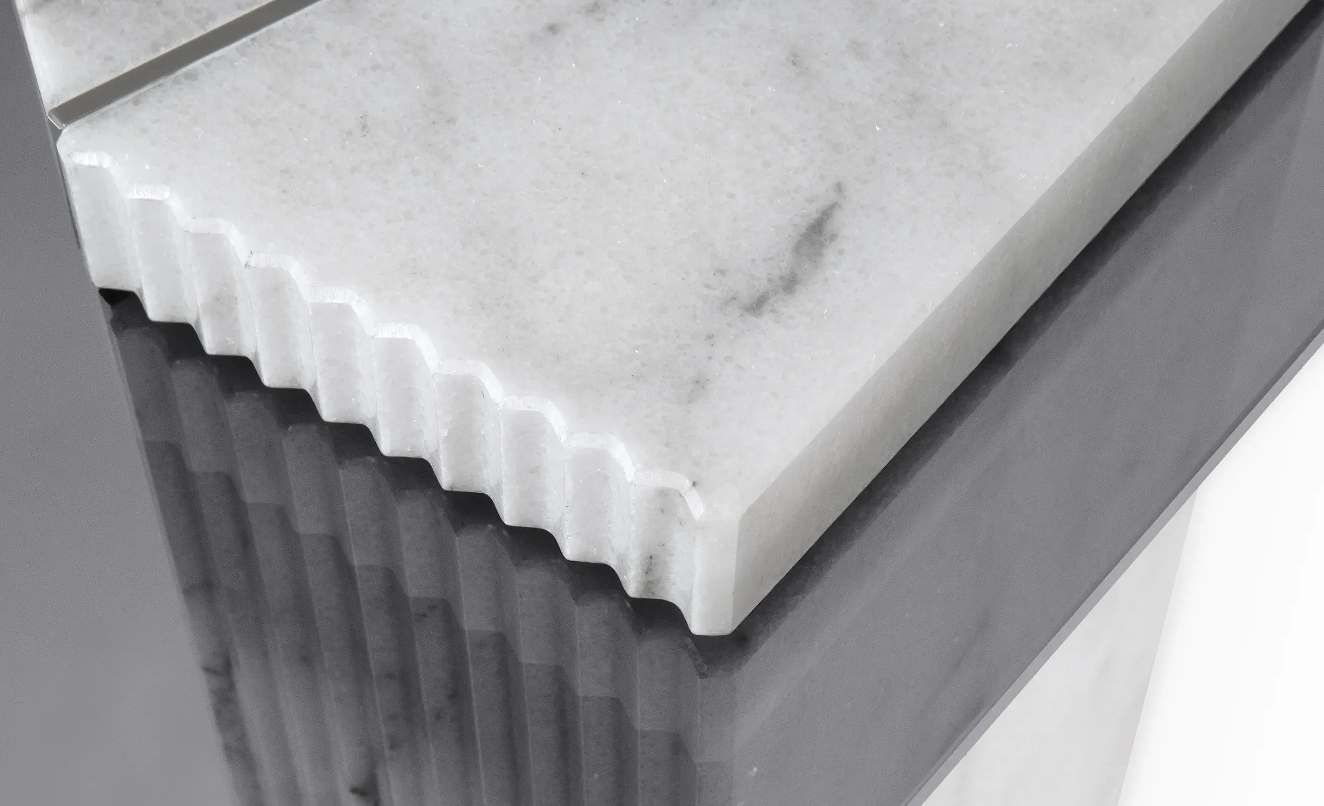 Прикроватный столик Monarch