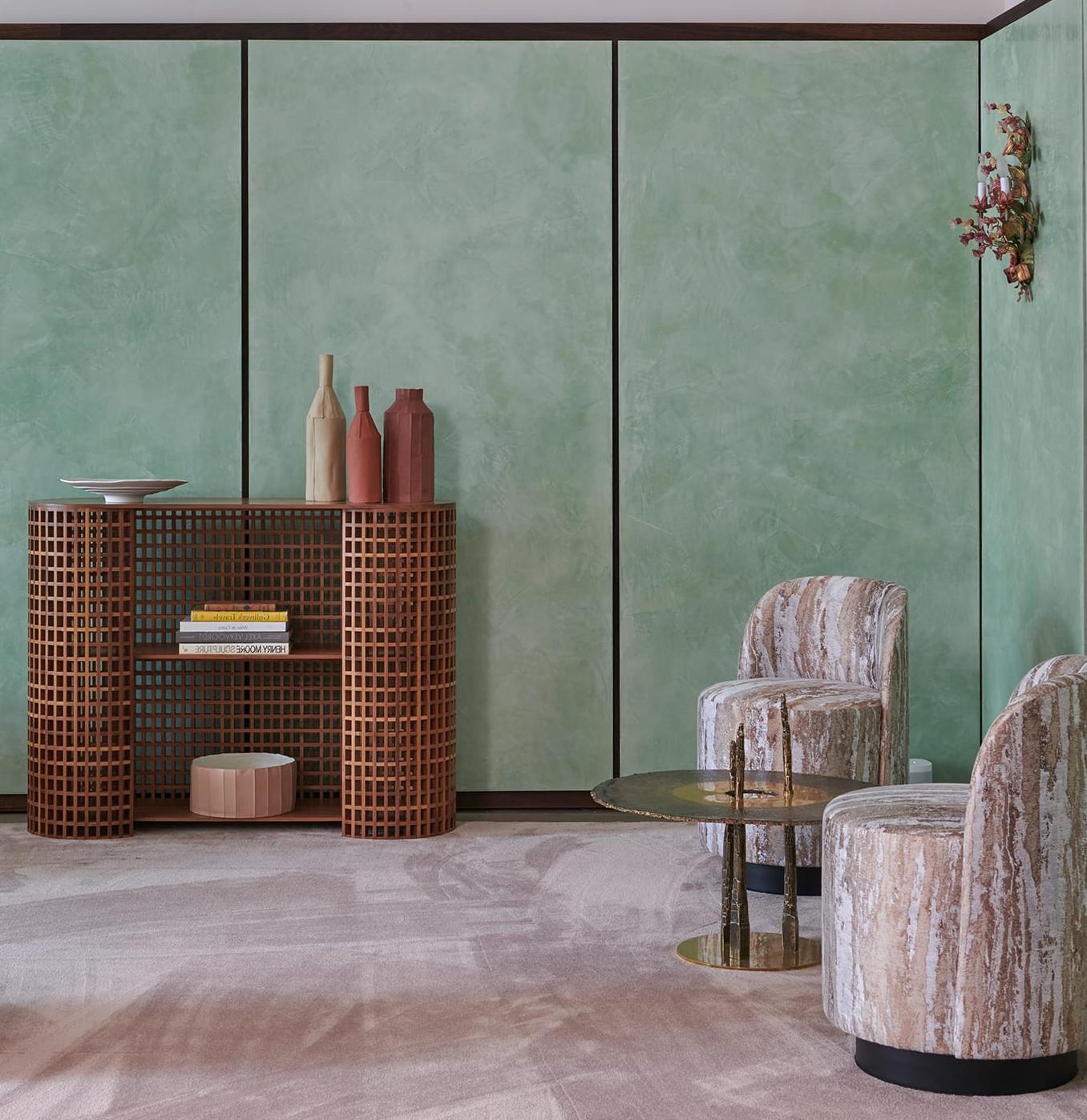 Консоль из натурального дерева