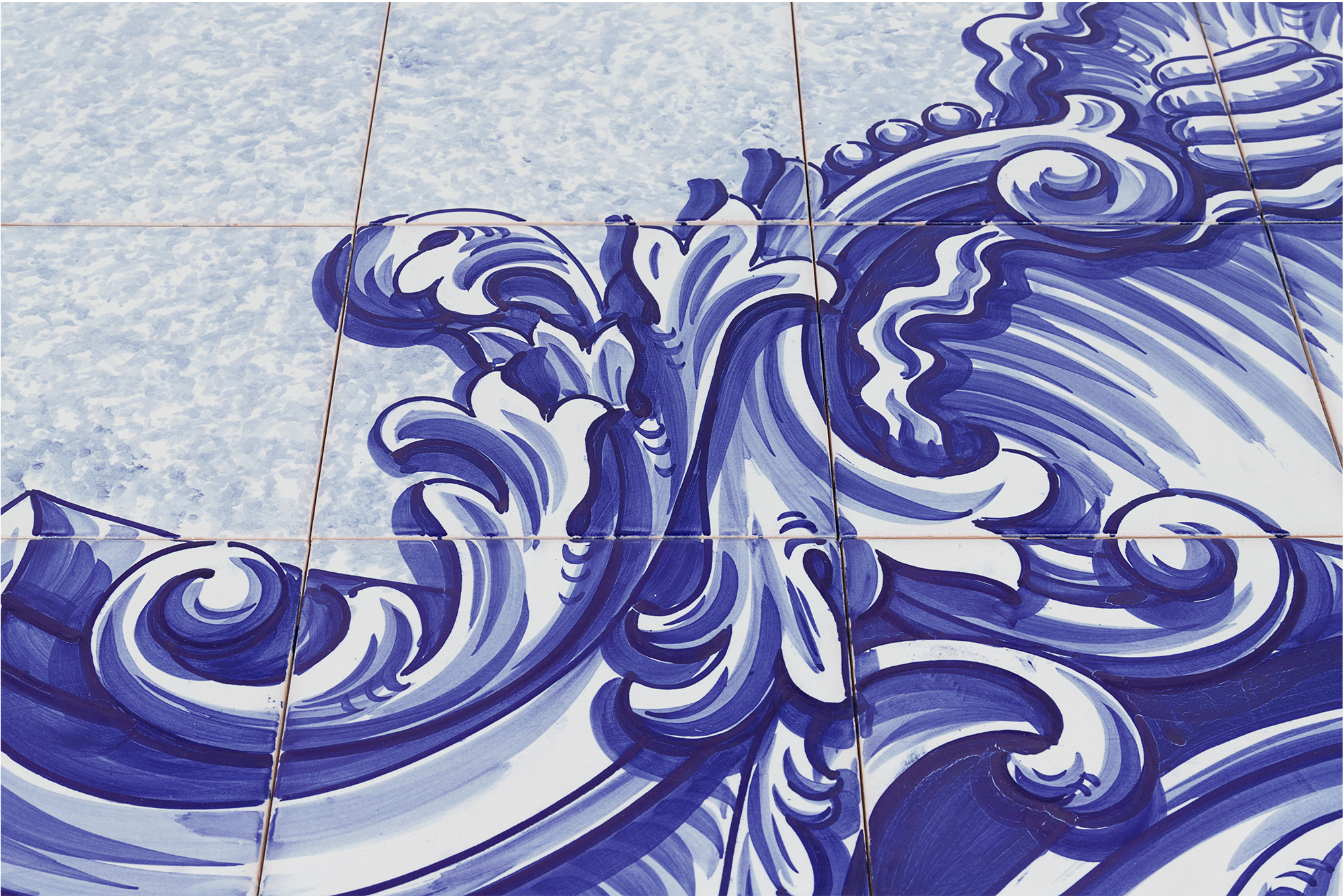 Консоль Fissure Tile