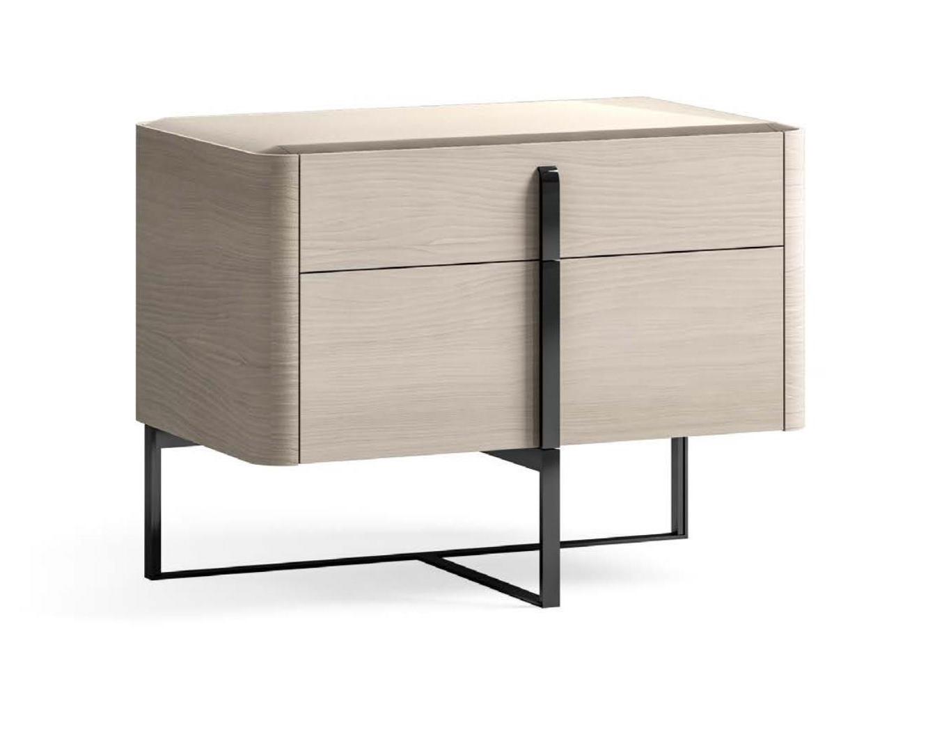 Тумбочка с стеклянной столешницей 80 см CrystalTop