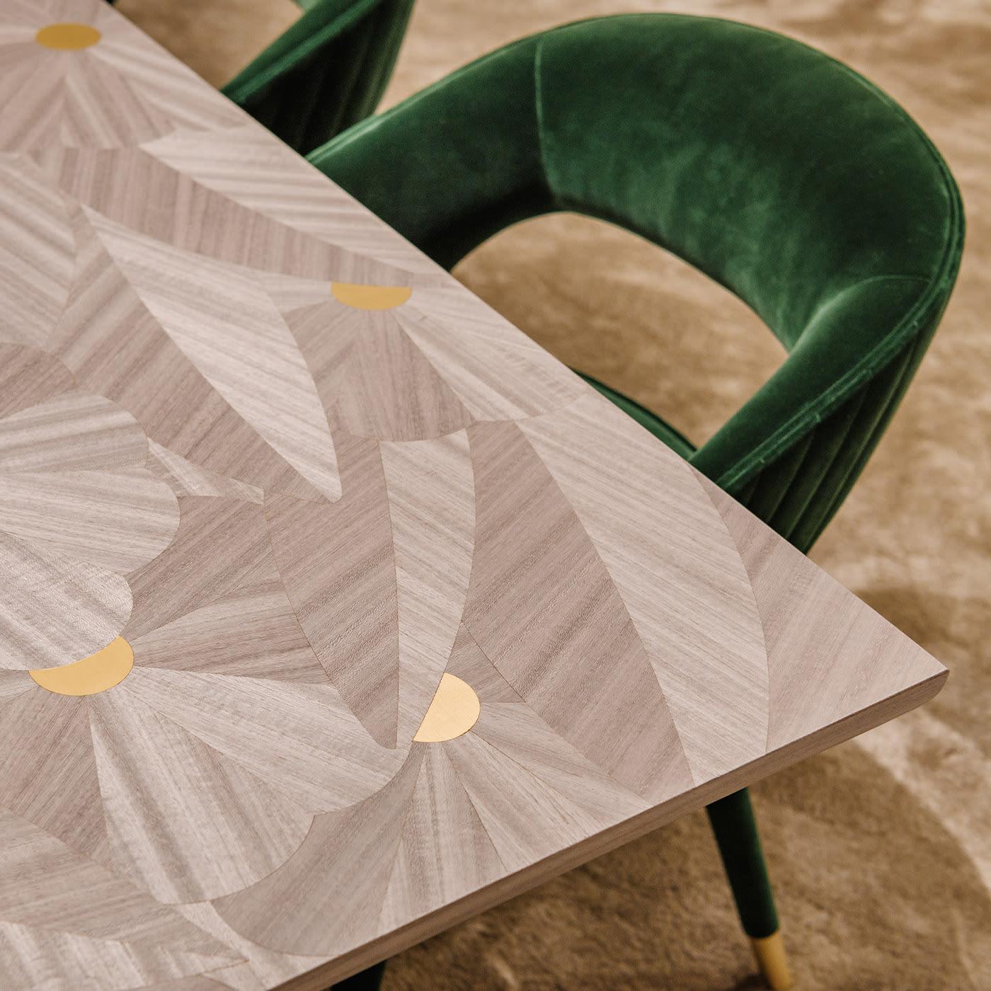 Обеденный стол современный Watermill