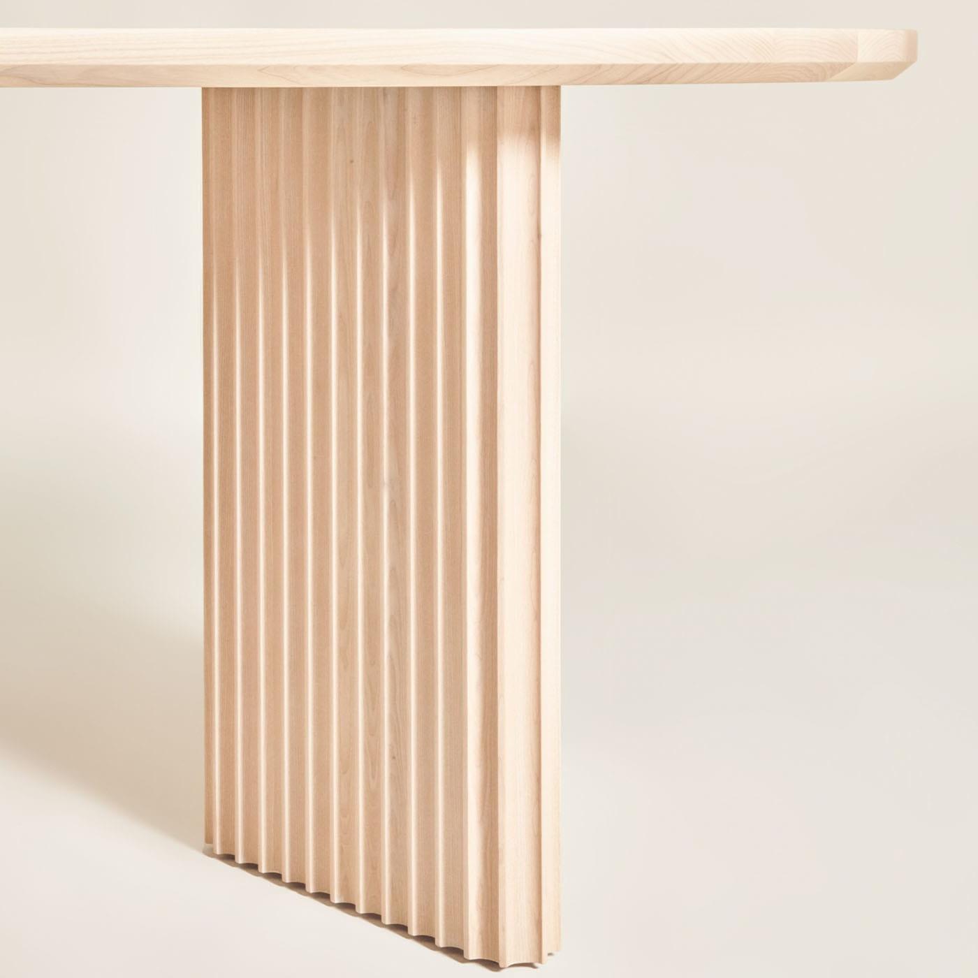 Стол Basalto из ясеня Naturale