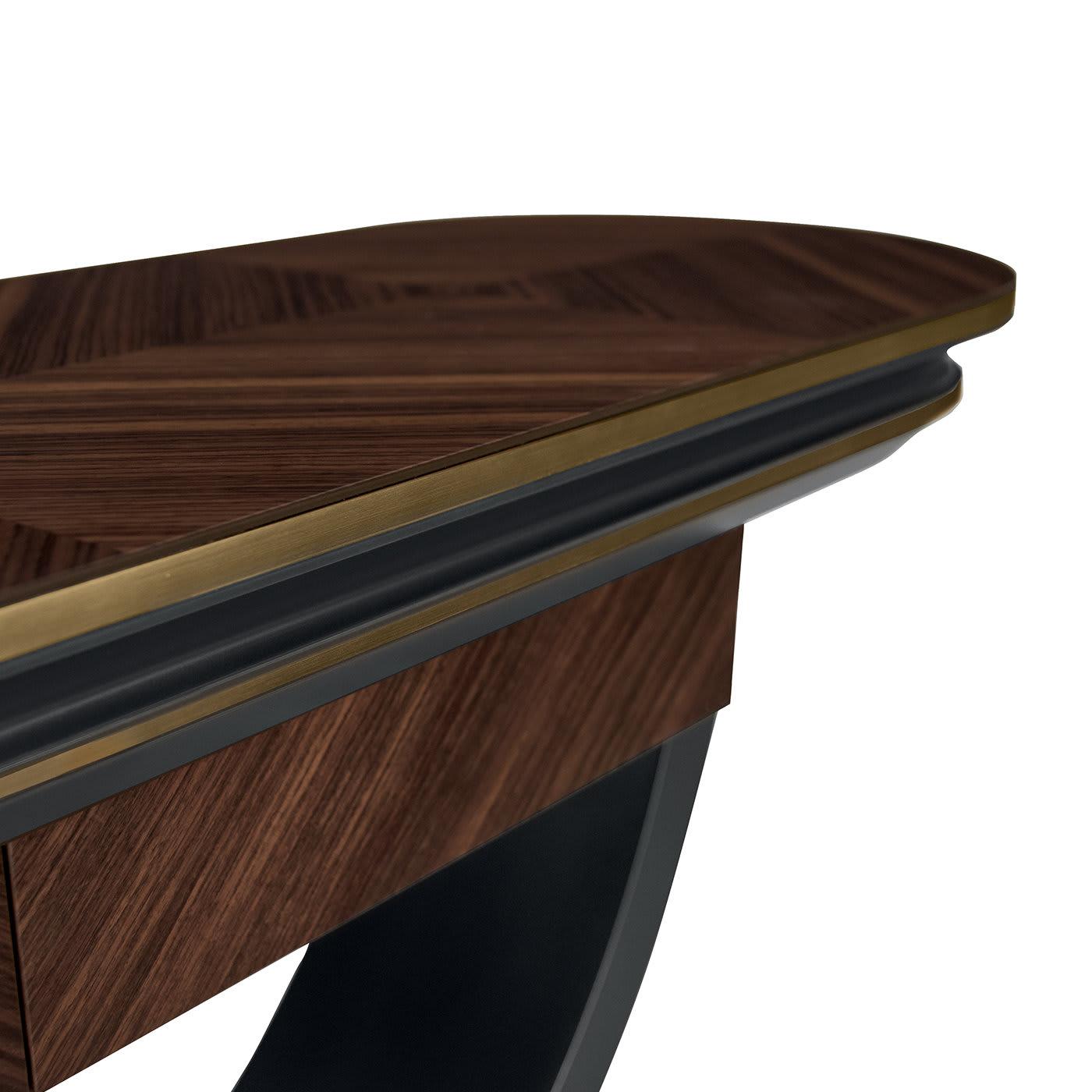 Консоль Oliver Premium