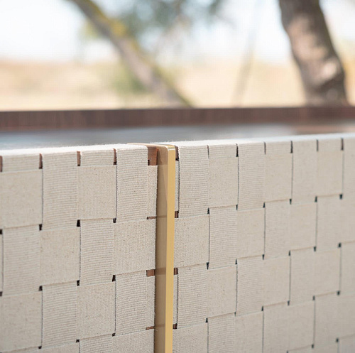 Тумба из престижного ореха канелетто