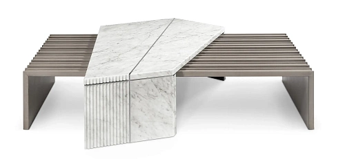 Центральный столик из дерева Monarch