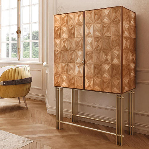 Барный шкаф ручной работы Vivara