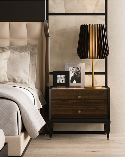 Прикроватная тумба из мрамора и дерева