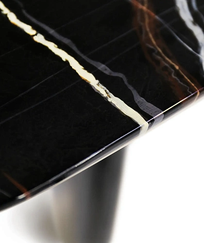 Скульптурная консоль черная