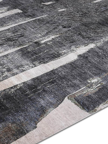 Ковер чёрный на бежевом фоне ручной работы