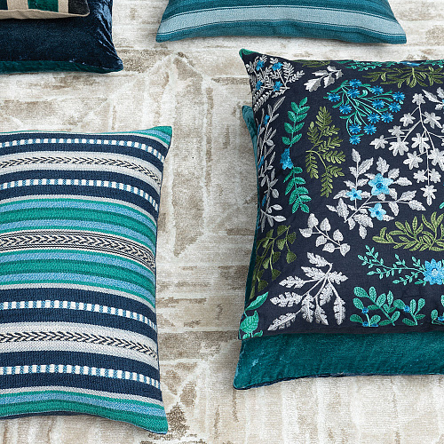 Indus Peacock 60 × 40 жастық