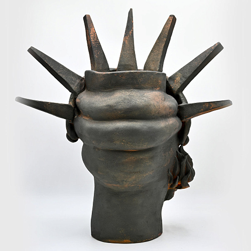 Скульптура Free Woman