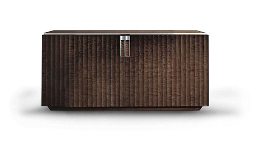 Буфет с кожей и хромовыми деталями FineTouch