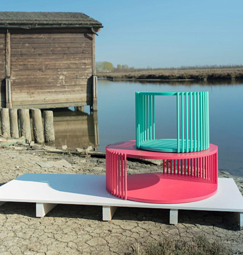 Роскошный большой красный столик из дуба